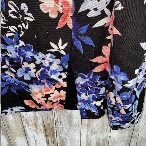 Talbots Floral Pencil Skirt - Picture 2 of 6